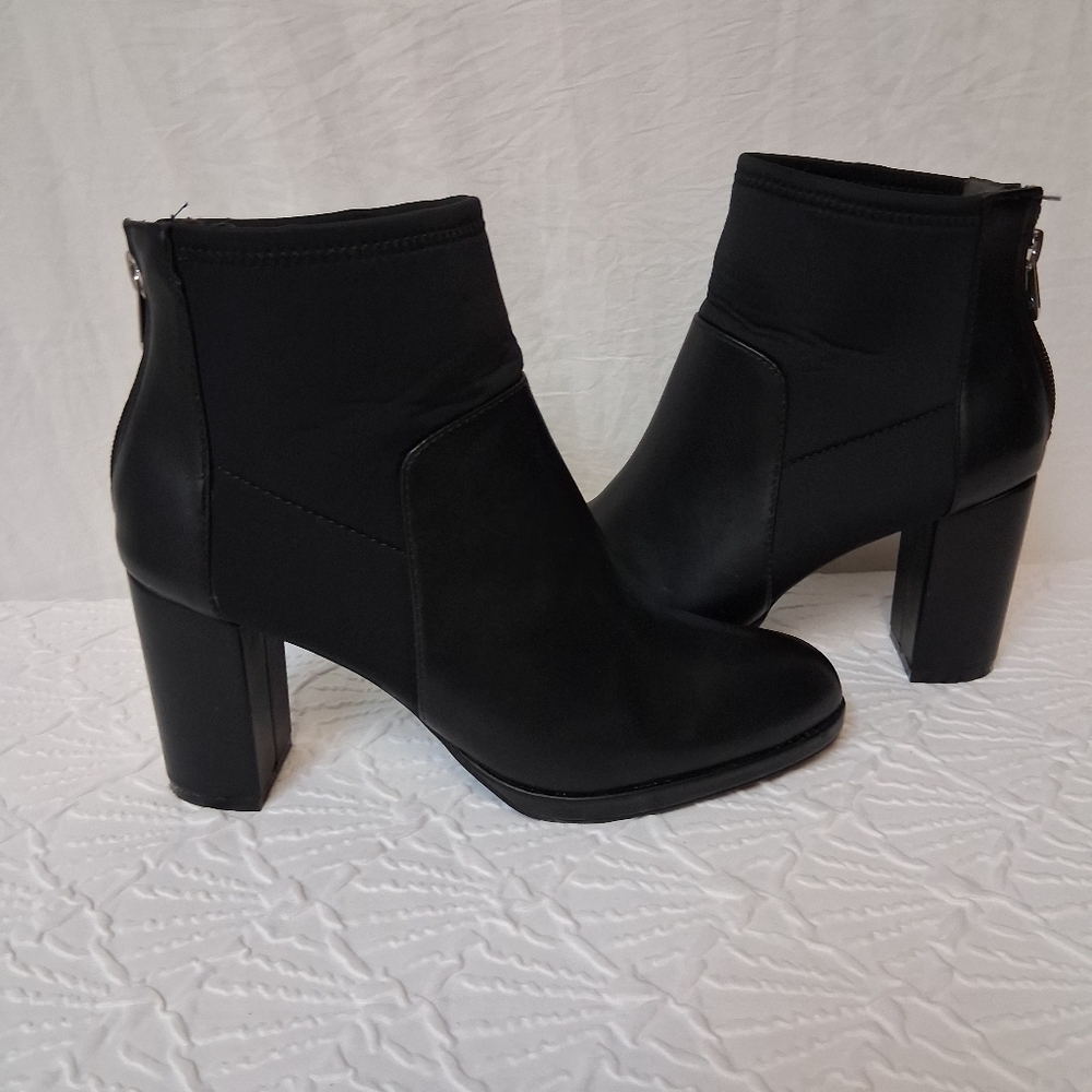 Adrienne Vittadini Black Heeled Boots Size 8.m - Picture 5 of 15